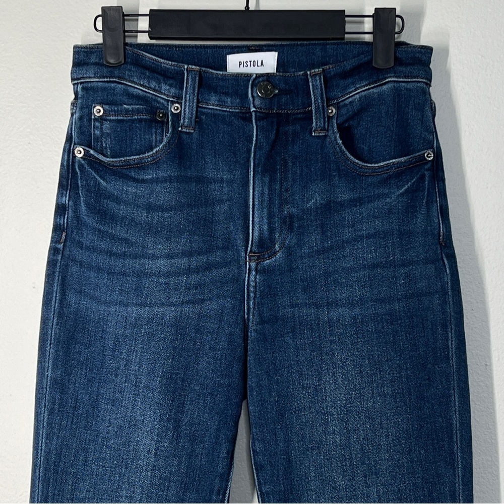 Pistola Women’s Size 26 Blue Denim Straight Leg Zip Up Jeans 98% cotton